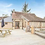 Feriehus Lovely In St Pierre En Auge *