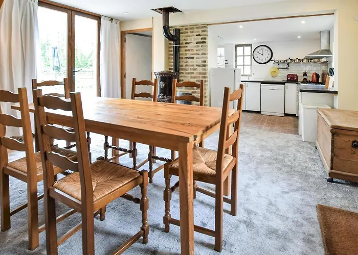 Awesome In St Pierre En Auge