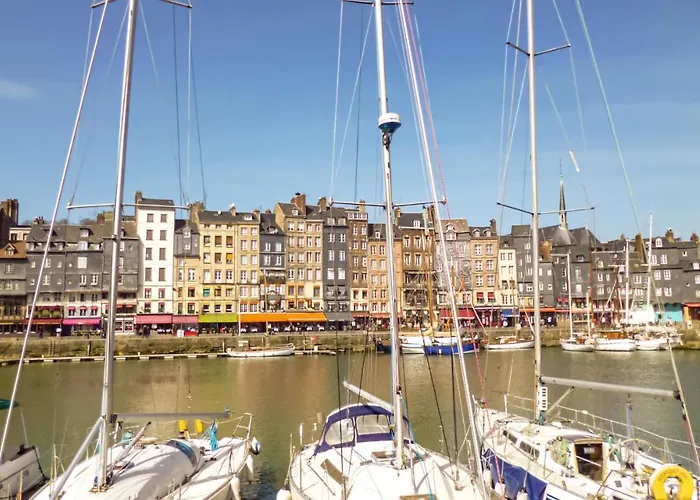 Σπίτι διακοπών Awesome In St Pierre En Auge