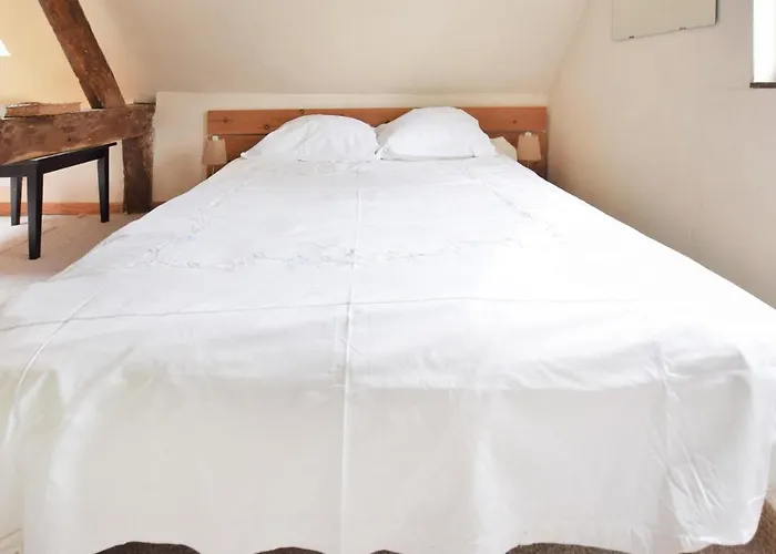 Awesome In St Pierre En Auge *